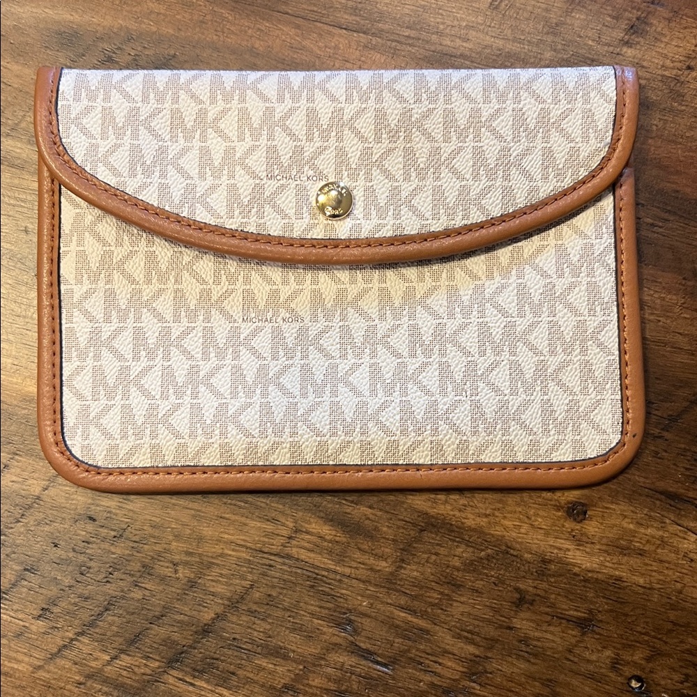 Michael Kors Meredith Medium Logo and Leather Tote Bag SEE DESCRIPTION - Picture 12 of 15